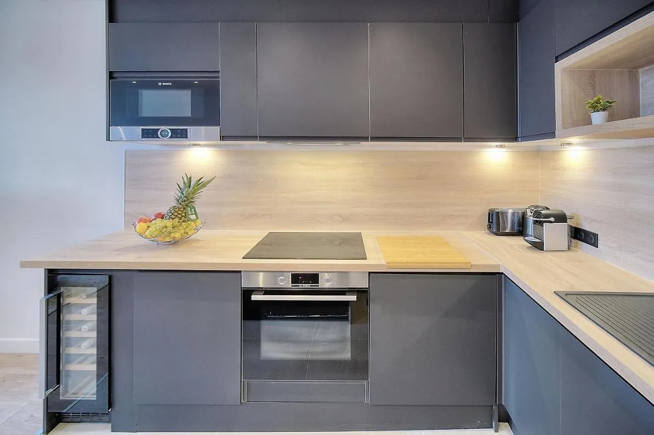 Cannes Luxury Residence Rentals 0*,