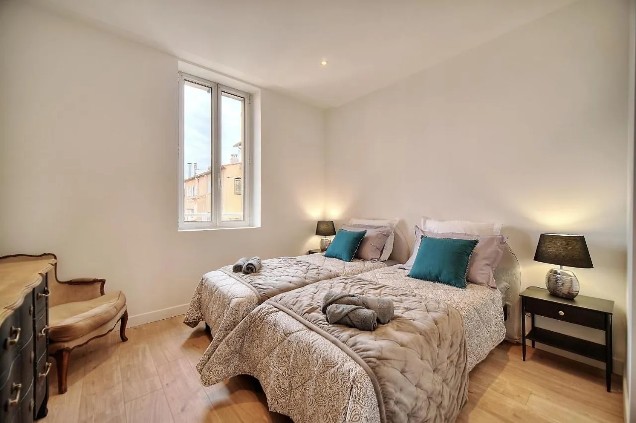 Cannes Luxury Residence Rentals 0*,  France