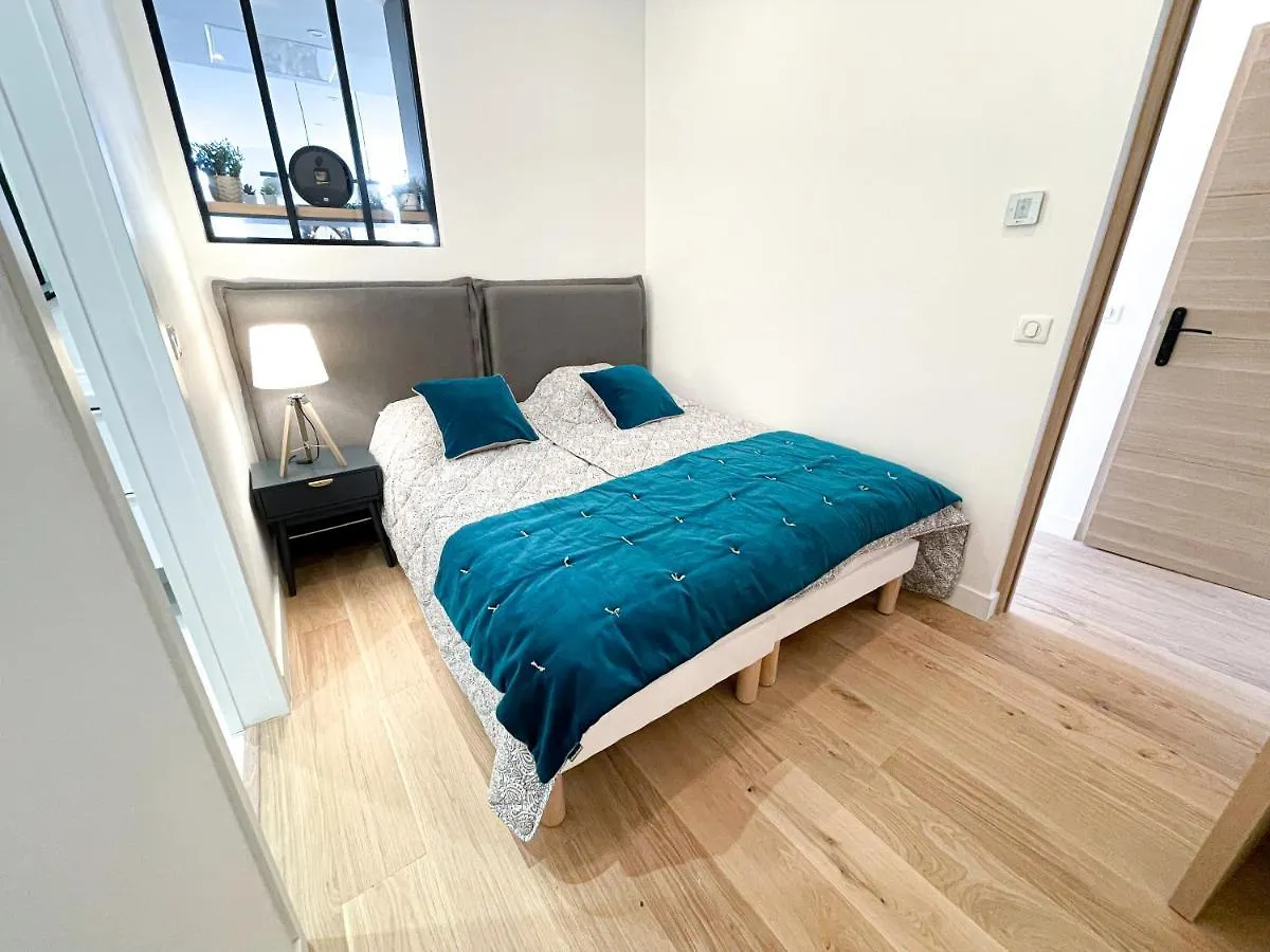 Cannes Luxury Residence Rentals 0*,  France