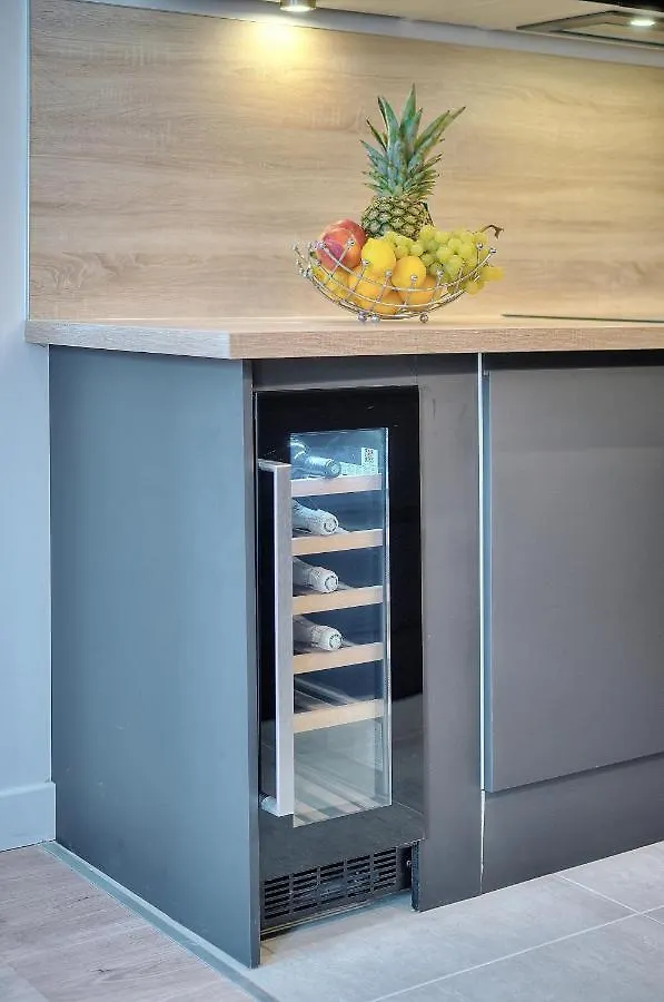 Cannes Luxury Residence Rentals Francie