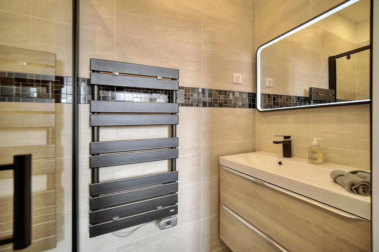 Cannes Luxury Residence Rentals 0*,  Francie